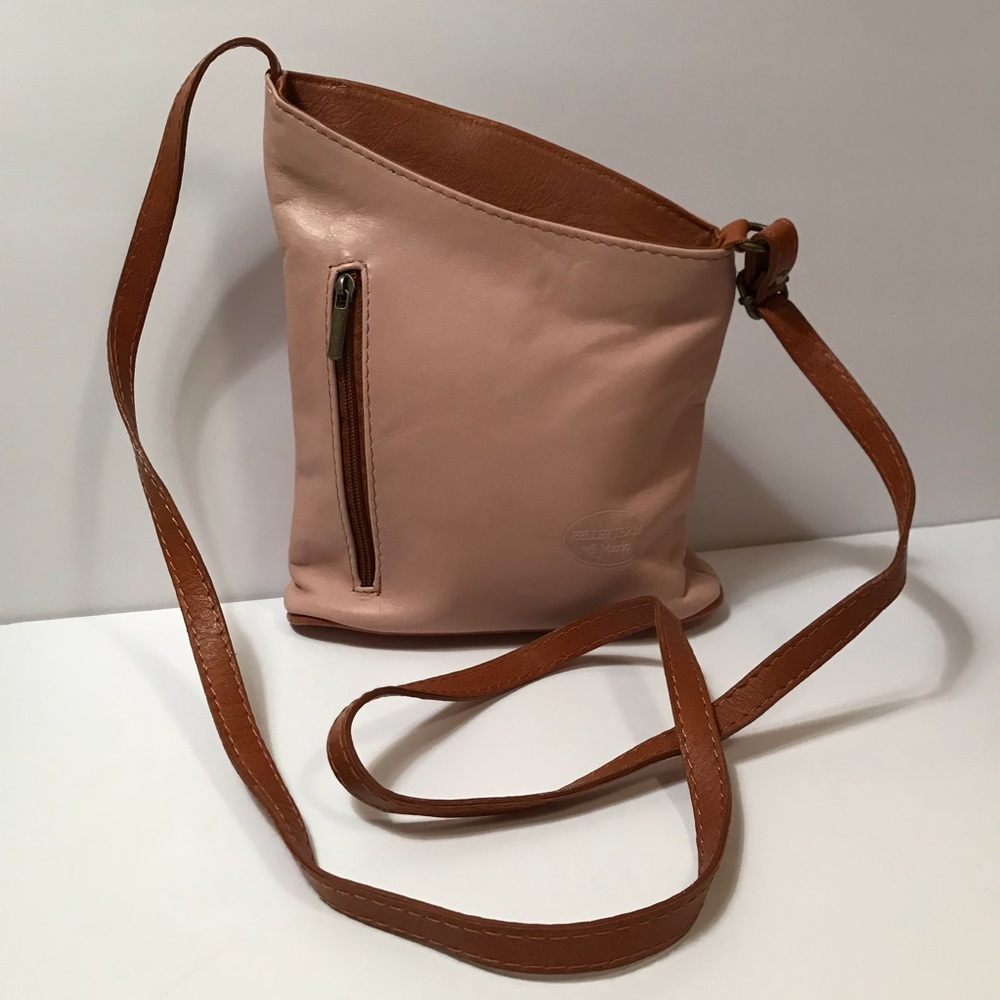 Pelleterria di Mario Leather Crossbody Purse